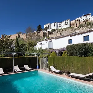 Alavera De Banos Hotel